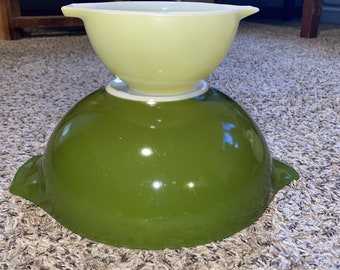 Vintage PYREX Set of 2 CINDERELLA Mixing Bowls
