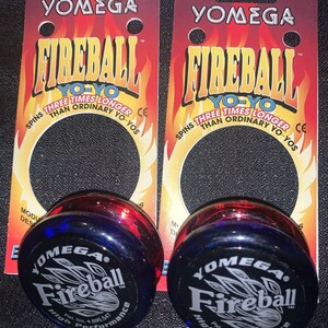 Set of 2 VTG 1995 Yomega Fireball Yo-Yos High Performance Red/Blue w/ Original Card image 2