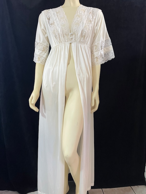 Vintage Lingerie Robe with Lace - image 2