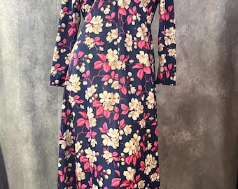 Vintage maxi-jurk met bloemen uit de jaren 70, maat 14
