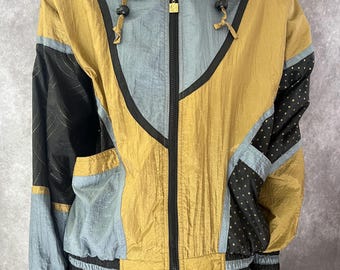 Vintage 80s/90s Women&#39;s Windbreaker Tracksuit Size Medium