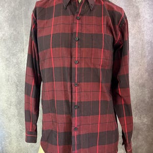 Men&#39;s Vintage Red Plaid Button Down Size Large