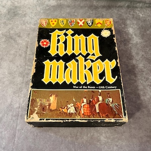 Vintage 1976 King Maker War of the Roses Board Game