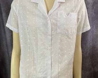 Women's Vintage White Eyelet Blouse Size 8