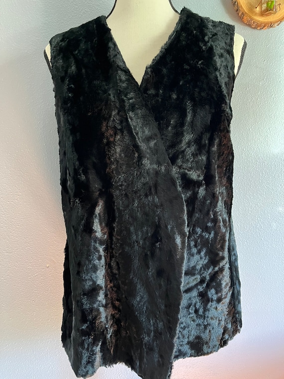 Vintage 60s / 70s Black Faux Fur Vest - image 2