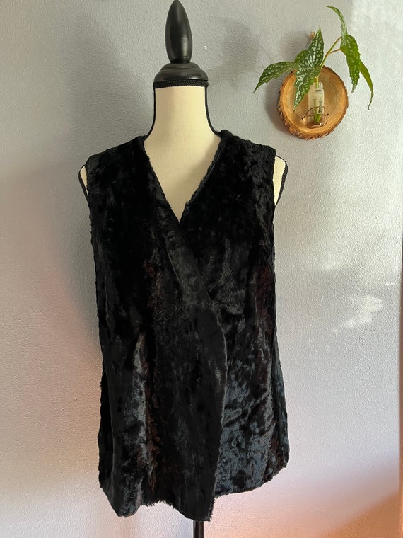 Vintage 60s / 70s Black Faux Fur Vest - image 3