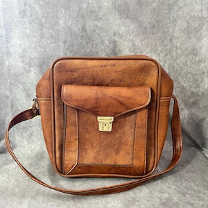 Vintage 1970s Carryon Overnight Bag Luggage