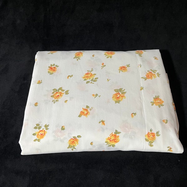 Vintage 70s Queen Sized Floral Flat Sheet