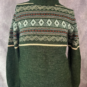 Vintage Crew Neck Sweater Size Medium