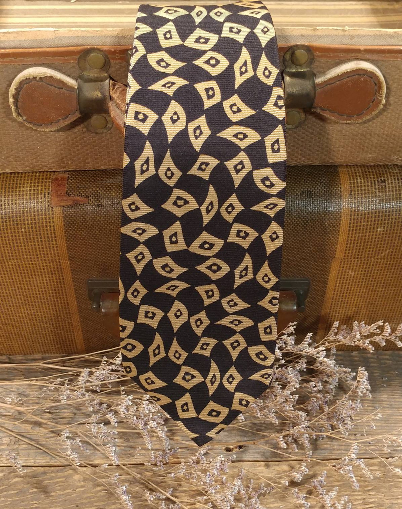 Vintage Countess Mara Brand Necktie / Wide / Brown and Tan Etsy