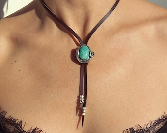 Collier turquoise pour femme, collier ras de cou turquoise, collier en cuir, tour de cou en cuir, tour de cou en argent, collier en argent, collier bohème