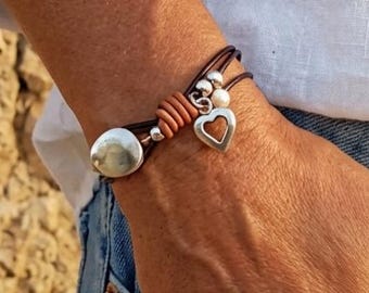 Heart Bracelet with Freshwater Pearl and Charm, Friendship Gift for Her, Leather Jewelry