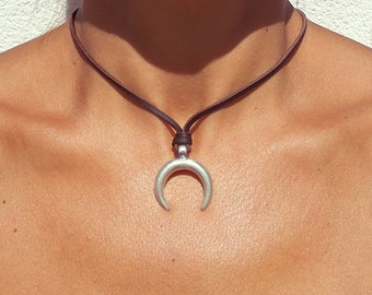 Silver Moon Necklace for Women, Leather Necklace for Women Boho, Boho Jewelry for Women, Silver Moon Pendant Necklace, Leather Jewelry