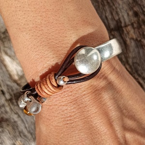 Leather Bracelet for Women Boho, Boho Bracelet for Her, Boho Jewelry for Women, Silver Cuff Bracelet, Silver Bead Bracelet, Tube bracelet