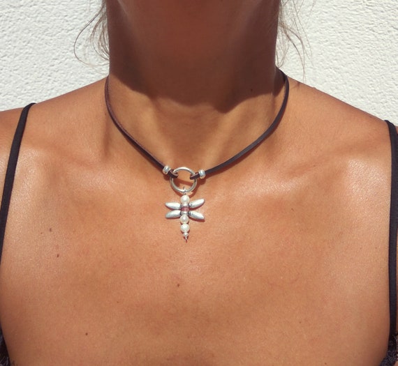 Silver Dragonfly Choker Necklace for Women Silver Ring Necklace Silver Plated Choker Leather Necklace Pearl Dragonfly Necklace Endia