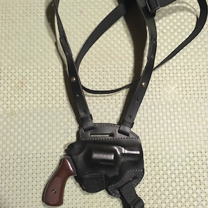 QUICK DEFENSE Revolver-Schulterholster, passend für alle J-Frame-Revolver
