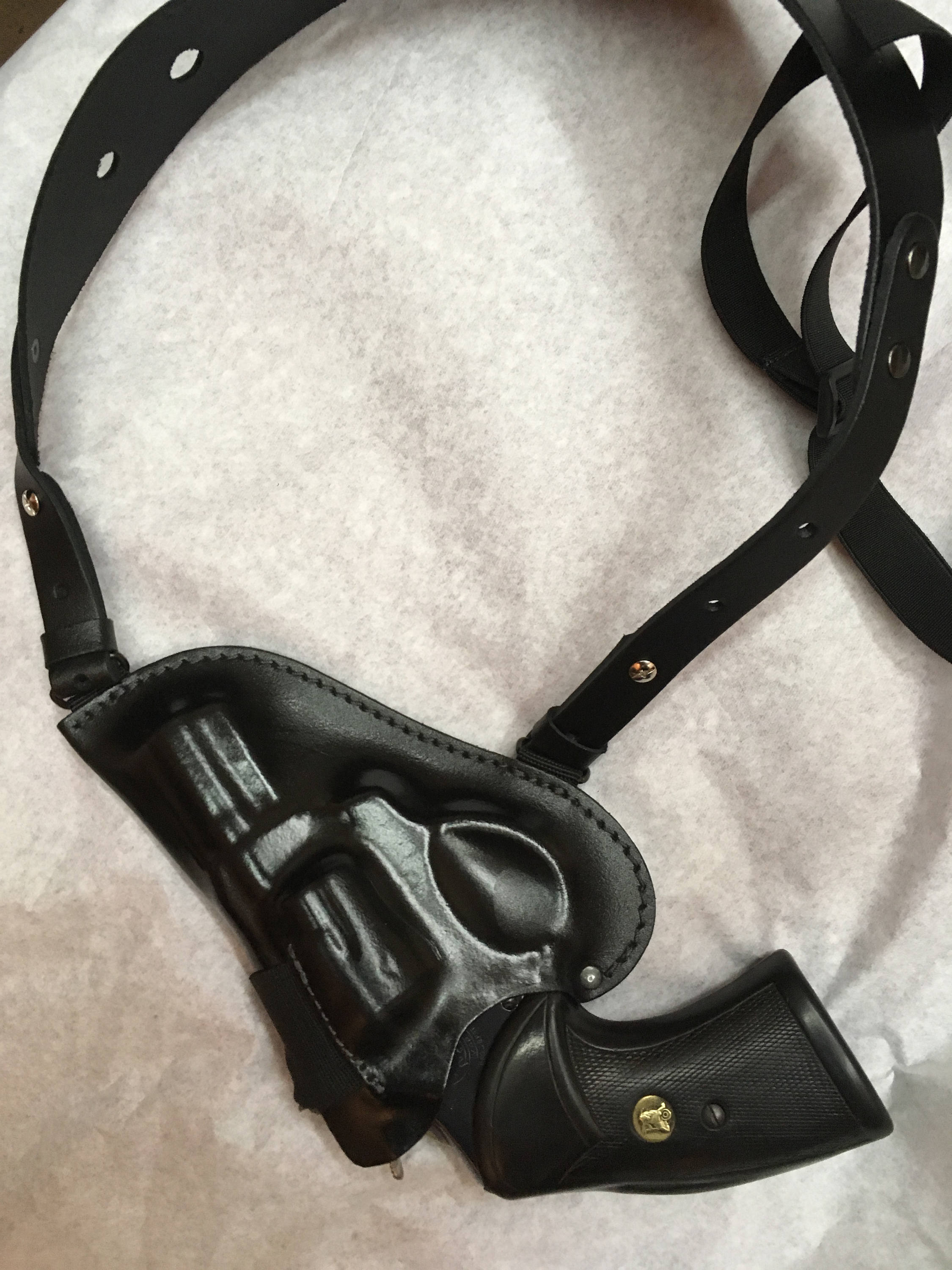 Smith & Wesson 19-3 upside down vertical leather shoulder holster, elastic retention
