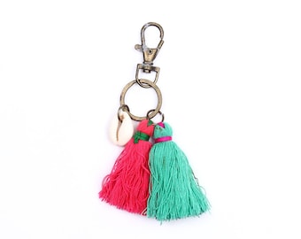 Tassel and Shell Zipper Pull Keychain Bag Charm - Thailand