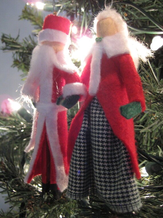 Mr And Mrs Claus Clothespin Ornaments Wooden Peg Ornaments Etsy
