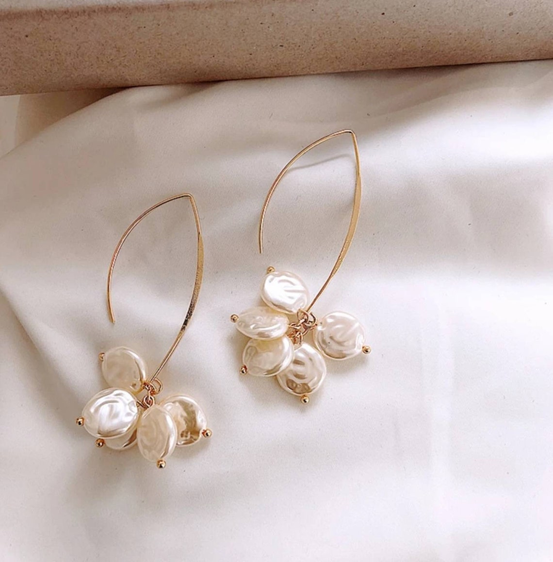 Pearl earrings Korean style Korean fashion earrings Kdrama Etsy