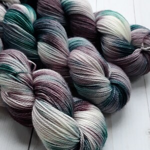 Mermaid Tail, Hand dyed yarn, super wash merino wool, nylon, fingering weight yarn, dk weight yarn