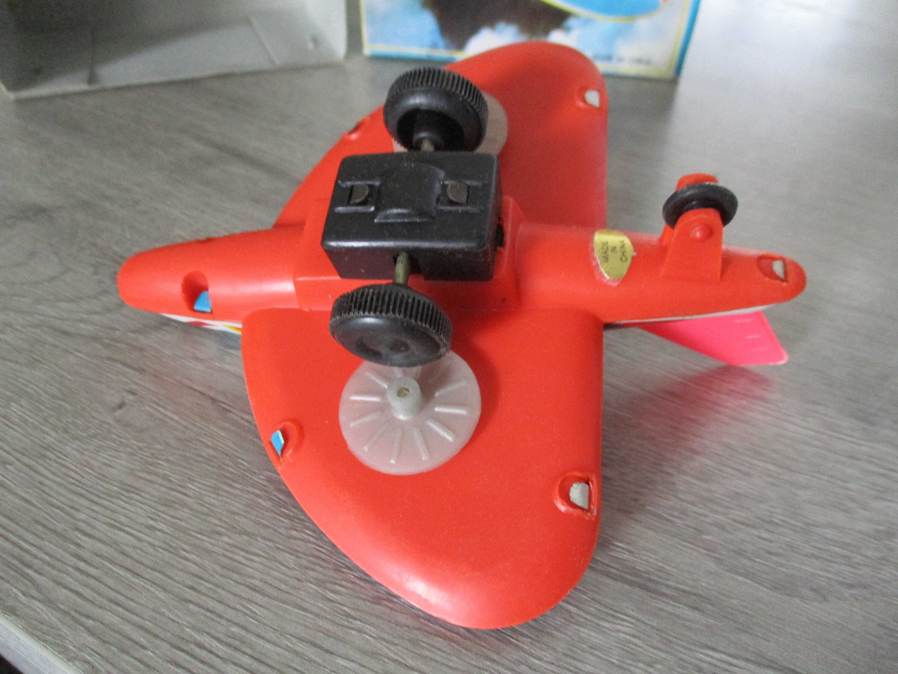 摩擦モーター付きブリキ VTOL 航空機 MF-031 6 機のロット、中国、1970