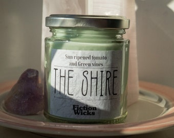 The Shire Candle | Lord of the rings inspired candle || Tomato scented vegan soy cruelty-free | 6oz / 3.5oz size | gift for hobbit book fan