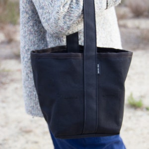 Reversible Small bucket style black canvas tote bag, 6 pockets image 6