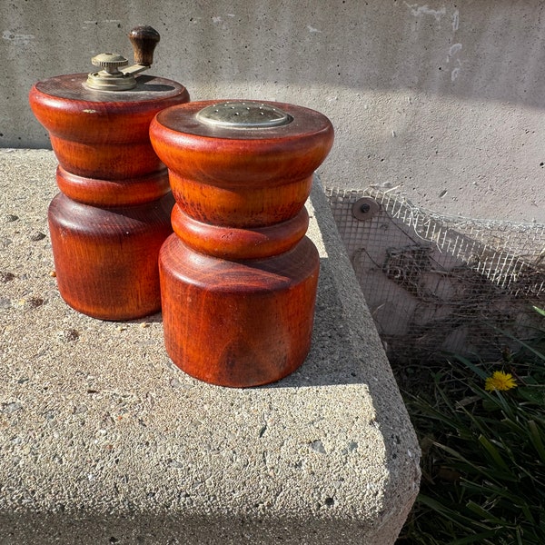 Vintage 1960’s Barbibocroft Salt & Pepper Grinders