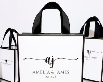 25 Welcome bags with ribbon handles, your Monogram and names for wedding guests gifts, Elegant Black and White personalized favor for guests