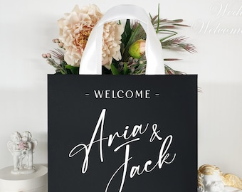 25 Welcome bags with ribbon handles, your names for wedding guests gifts, Chic White and Black personalized favor for party guests