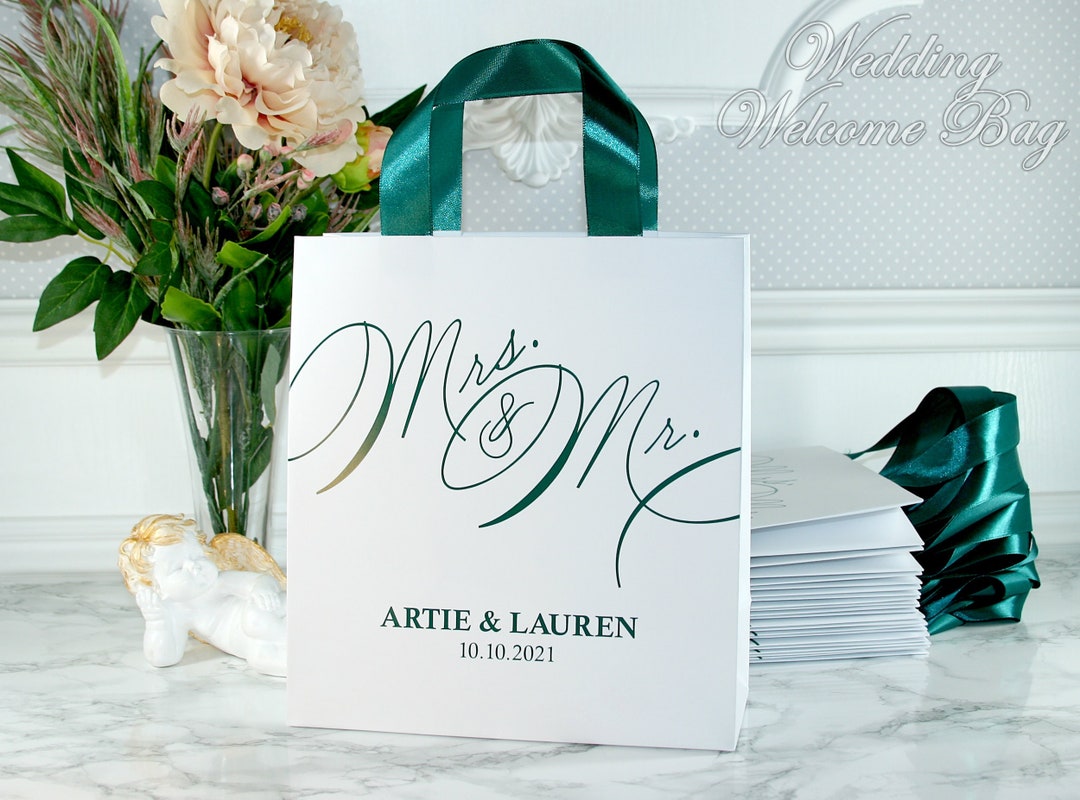 30 Gift Bags, Mr & Mrs Custom Hotel Bags, Paper Hotel Bags, Out