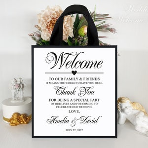 25 Welcome wedding gift bags, Custom hotel bags, Paper hotel bags, Out of town bags, Wedding guests bags, Thank you gift bags for guests
