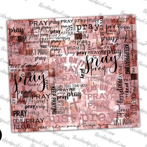 Pu&ograve; includere: Un collage digitale con uno sfondo acquerellato rosa e bianco. Le parole "Prega" e "Continua a pregare" sono ripetute in tutta l'immagine in un carattere di scrittura nero.