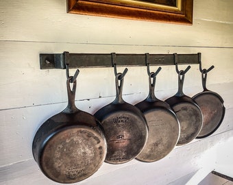 Estante para ollas forjado a mano estilo moderno de granja