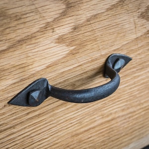 Hand Forged Drawer Pull or Cabinet Pull - Spade Finial