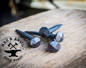 Clavos de cabeza de rosa redondos forjados a mano, juego de 4
