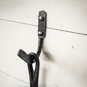 Hand Forged Simple Skillet Hook - Pot Hooks Kitchen Wall Storage Pot Rack