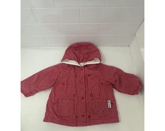Veste à capuche bébé rouge et blanche à carreaux vichy, motif marin, broderie ancre, 12 mois