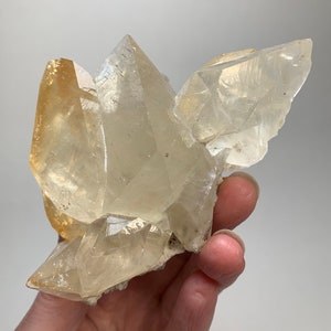 GOLDEN CALCITE Crystal Cluster - Raw Mineral Specimen - Natural Stone - Meditation Crystal - Collectible - 202g