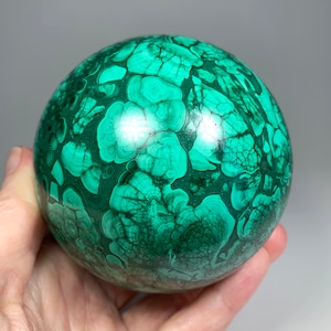 86mm MALACHITE SPHERE - Natural Stone - Large Crystal Ball - Polished - Healing Crystal - Meditation Stone - Collectible - 2.35lb