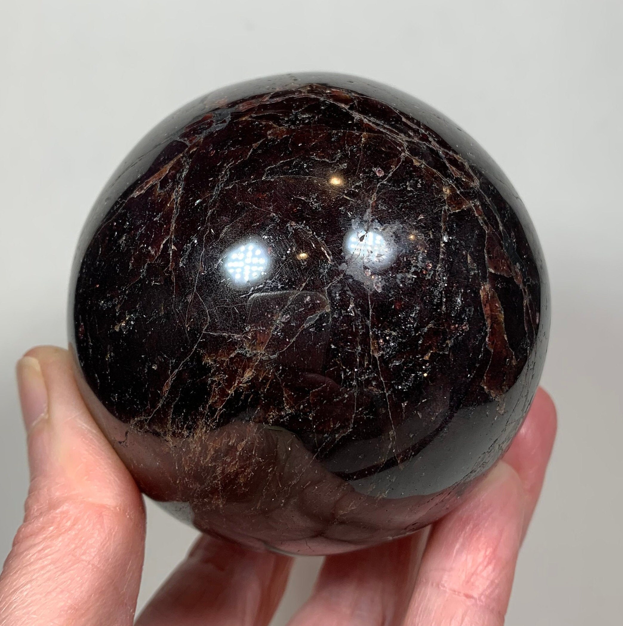 74mm GARNET Sphere - Garnet Ball - Natural Crystal - Polished - Healing Crystal - Meditation Stone - Collectible - Display - 850g