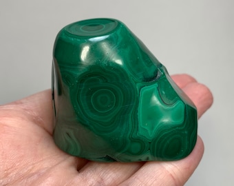 MALACHITE Crystal 2.2" - Polished Natural Stone - Freeform - Healing Crystal - Meditation Crystal- Collectable - Display - 183g