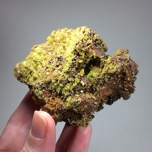 202g WULFENITE And MIMETITE Specimen - Raw Mineral - Natural Crystal Cluster - Collectible - Meditation Crystal - Healing Stone