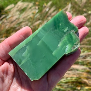 NEPHRITE Crystal 3.2&quot; - Natural Nephrite Jade - One Polished Face - 150g