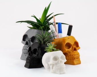 Human Skull Planter, Halloween Succulent Planter, 3D Printed Head Plant Pot, Spooky garden decoration, Creepy Makeup Brush Holder