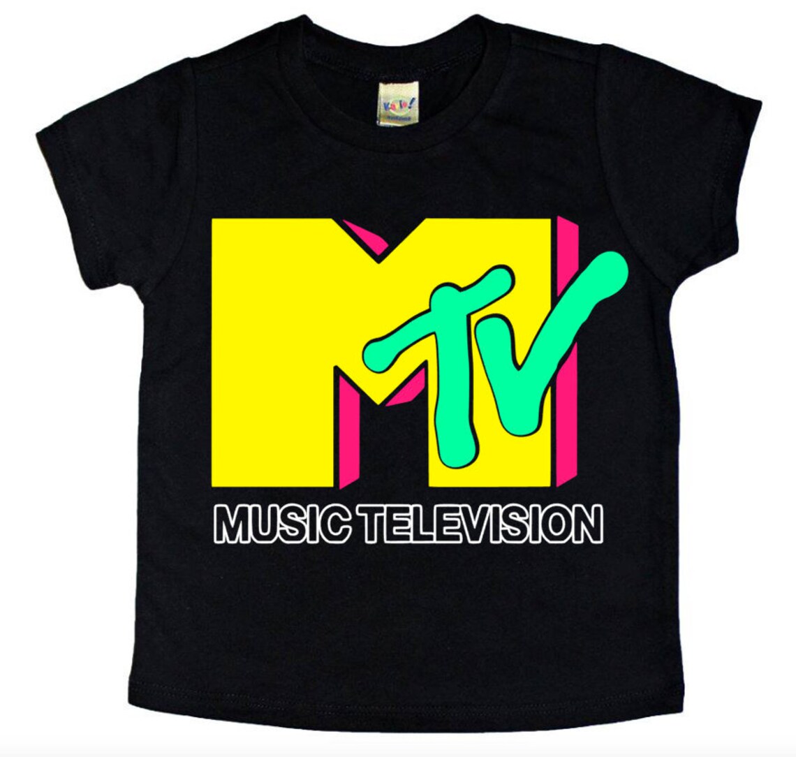 light color t shirt