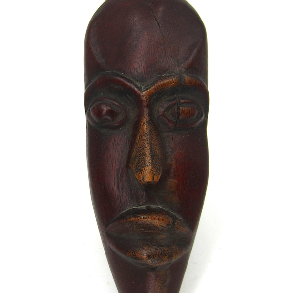 vintage africain petit masque en bois sculpté à la main dans le style des masques de passeport Dan Sculpture expressive du visage Ornement mural ethnique Tête exotique