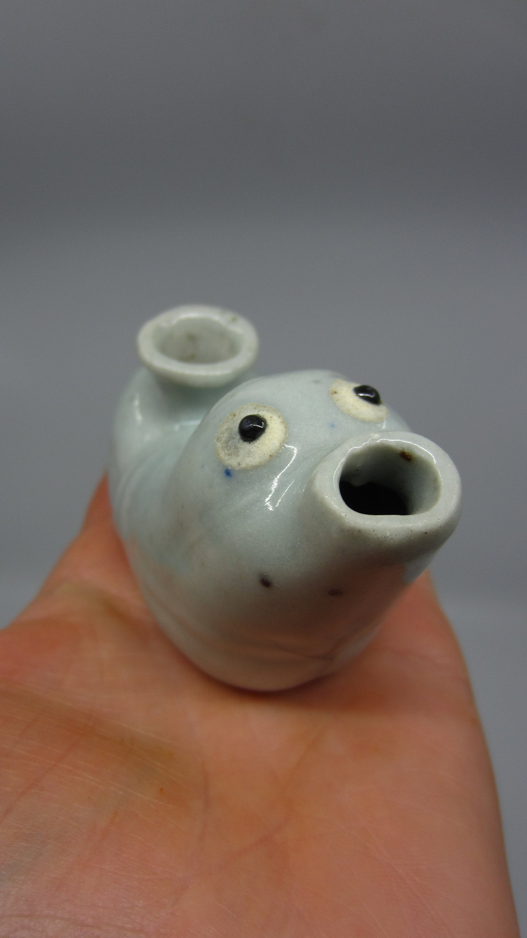 アンティークの中国/韓国の青磁陶器の水差し、かわいい神話上の動物の