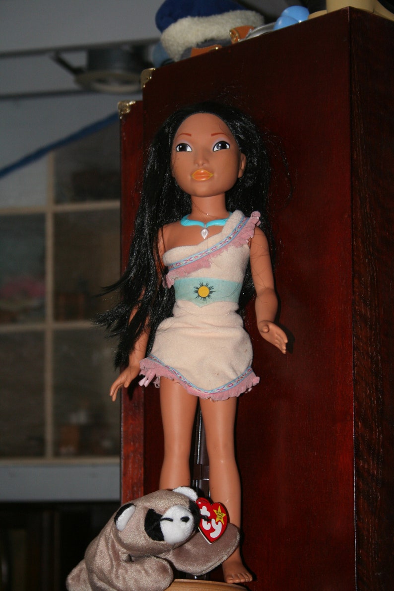 Pocahontas w/handmade Wolle Outfit Bild 3